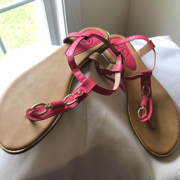 Sandals - Picture 5 of 7